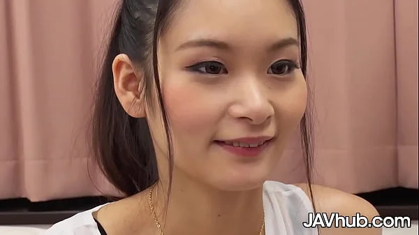 JAVHUB Ako Nishino serves an older gentleman
