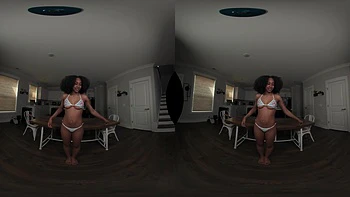 Khloesweet Serves Up Dinner
