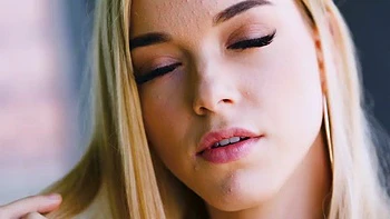 TUSHYRAW Anal obsessed Besties Dolly Dyson And Britney Dutch Share A Hard Cock: Porn