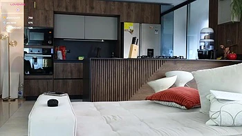 Cristinavegass Room Chat In A Live Adult Video Chat