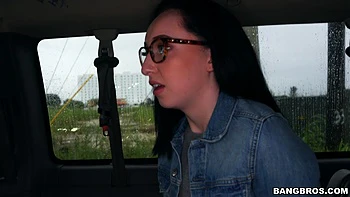 Scarlett's wild ride on the bus