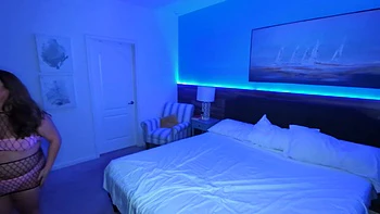 Insatiable Xxl White Milf Shaken Hard By Huge Bbc - Fat Body