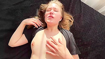 Stepbrother Fucks Horny Stepsister