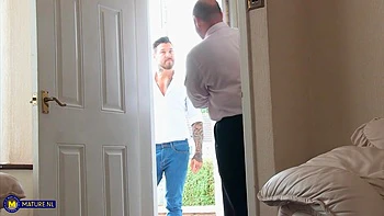 British Mom Elicia Solis Needed A Hard Cock To Satisfy Her Needs