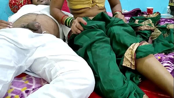 देसी ससुर ने अपने बहु को चाय पीने के बहाने बुलाया और बहु के चुत को फाड़ दिया(क्लीयर ऑडियो)