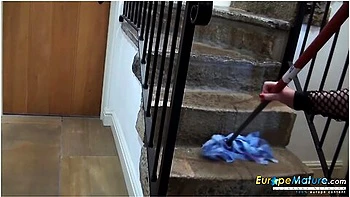 British Mature Solo Masturbation