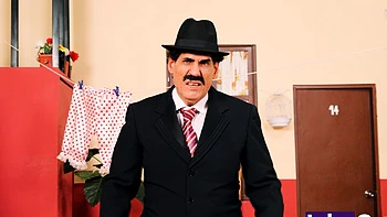 Don Mamon has intercourse