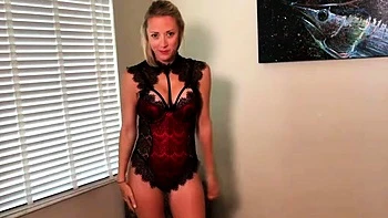 Vicky Stark Nude Try On Game Of Thrones Lingerie Video