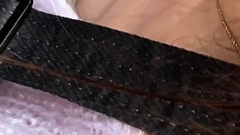 【店員個撮㉔】働く女性店員の胸チラ・パン