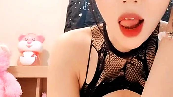 Amateur webcam asian girl