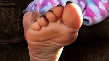 Long Foot Fetish clips at great Amateur Trampling collection