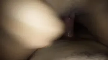 novia me hace una mamada en casa de mis suegros