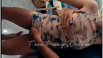 Full Video - Nakakalibog Na Hipuan Sa Hall Way Tas Kinantot