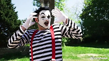 Awesome busty babes Yasmina Khan and Frances Bentley love FFM