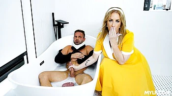 Awesome BBW chick Danni Jones nailed in the sideways pose