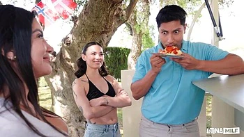 Mariana Martix and Lucy Mendez are enjoying outdoor hard fuck