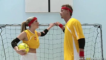 Babe with huge natural tits Carolyn Reese rammed by long wiener