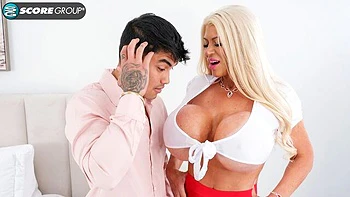 White doll with big boobs Victoria Vale is jumping on a big cock