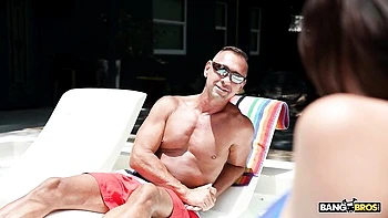 Brown-haired hottie Mia River feels a good big cock in her wet hole