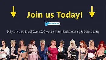 Mature Cougar Teaches Innocent Teen How to Eat Pussy