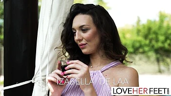 Love Her Feet featuring Yanick Shaft and Isabella De Laa's feet sex dirt