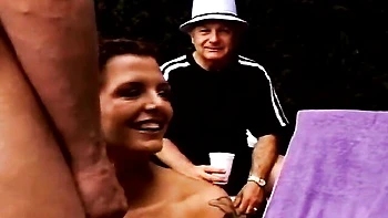 Awesome ladylove at housewife scene