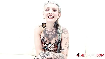 Tempting Sascha's tattoo clip