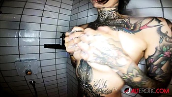 Watch gorgeous Sascha Ink and Lucy ZZZ's action