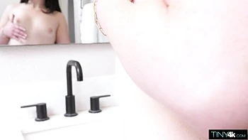 Tiny4K featuring Lola Valentine's shaved xxx