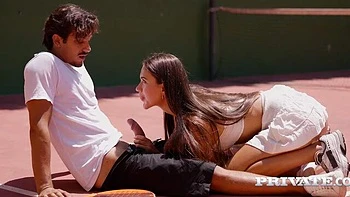 Aphrodisiac Vixi's doggystyle scene