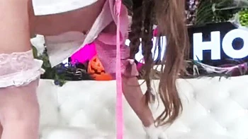 Watch sublime Nade Nasty and Juniper Ren's sex