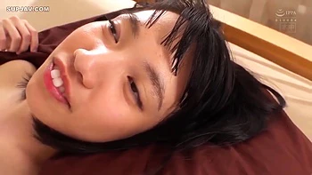 Fresh Face Shes A Gamer Nerd But Be