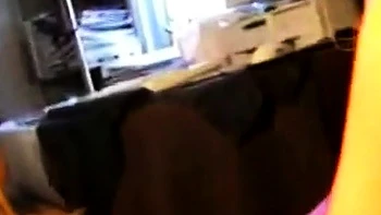 ldre svensk amatr ger en avsugning till en ldre man