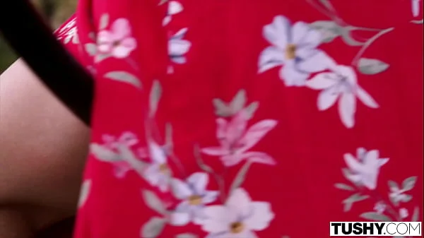 TUSHY Flexible beauty Alexa has fantasy DP threesome