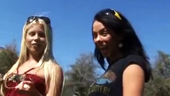 Sexy Slim MILF: Blowjob, Doggy  Cowgirl Porn