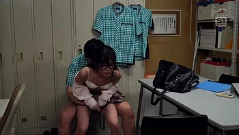 GBUXIEZHIRCVILQUXR44SONE958