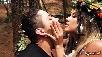 Mamacitaz - outdoor trailer