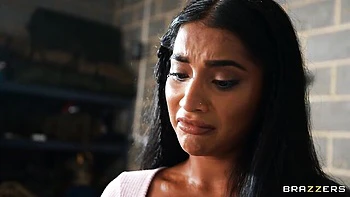 Impressive missionary pose fuck with a busty ebony Yasmina Khan