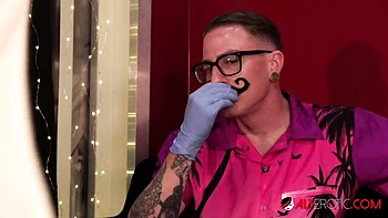 Dainty Sascha Ink and Katie Monroe - blowjob movie - AltErotic