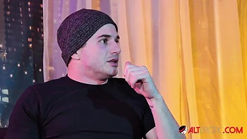 Junoesque Briana Banks and Sophia Grace at doggystyle scene