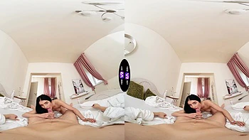 Ara Mix enjoys intimate moments with a passionate partner in stunning vr peaches scene