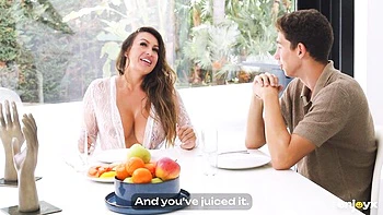 Enjoyx - latina trailer