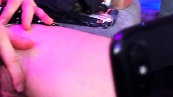 Close up MILF masturbation