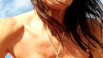 M47ur3U4h07wlf3 : Big Tits, Stripchat  Brunette Porn