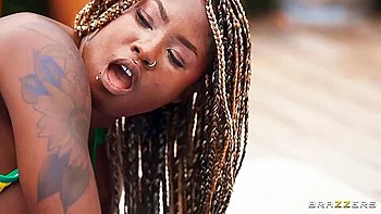 Extraordinary Xeinna Roses Big Cock Sex