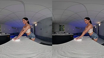 Oiled Massage from Carolina Guerrero