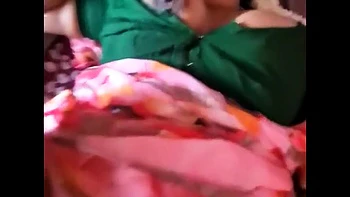 Sexy Indian Amateur Wife Fucked Missionary & Doggy Creampie