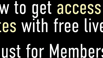 Busty blondes Sara Jay and Ava Austen show huge asses