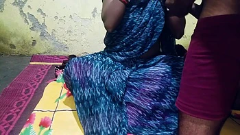 Boy Takes Advantage Of New Pickup Scheme To Indian Girl