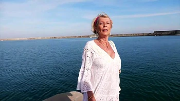 The naughty encounter of Venus, 27, with the seductive Grey… - Jacquie et Michel TV